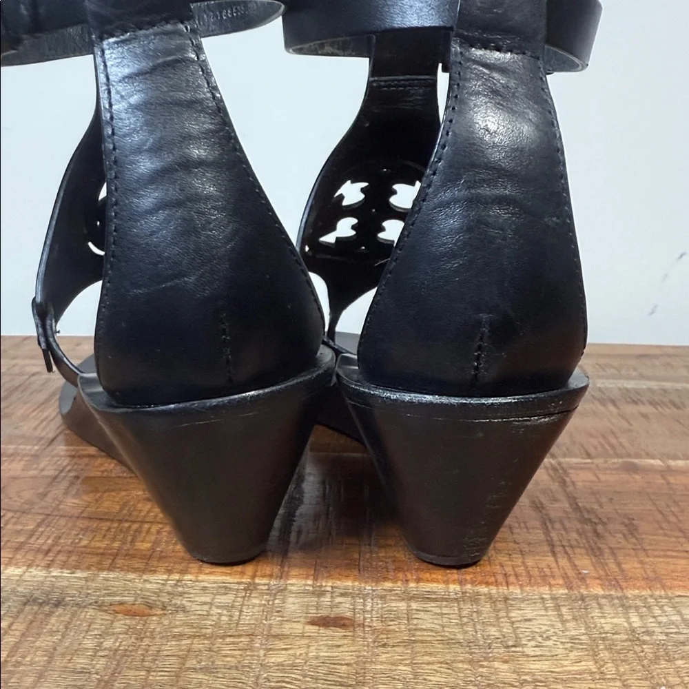 Tory Burch Black Wedge Sandals, Women’s 8.5 - Picture 5 of 9